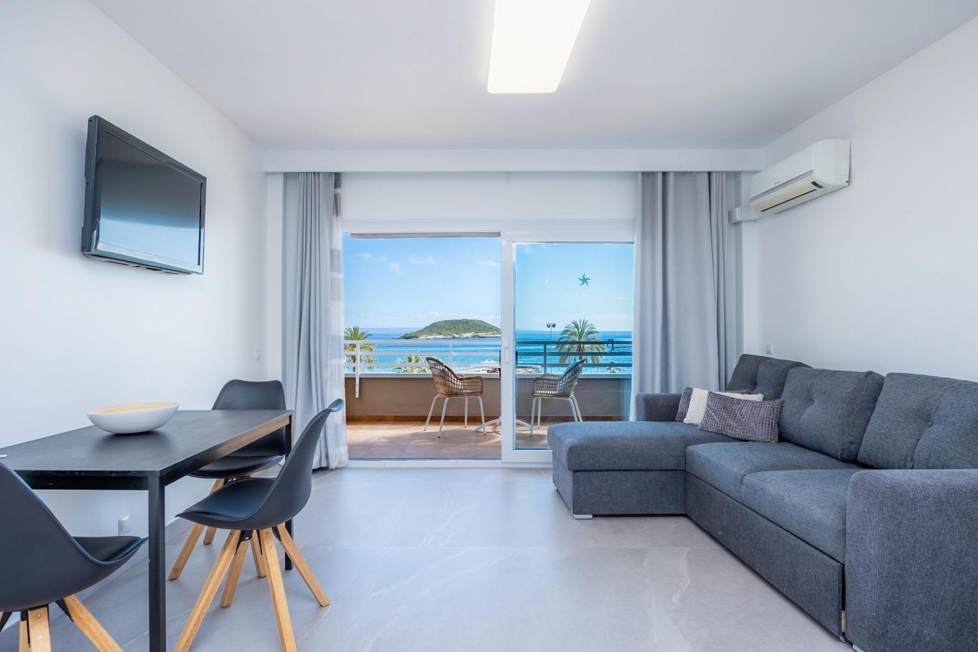 First Line Cosy Magaluf (Mallorca)