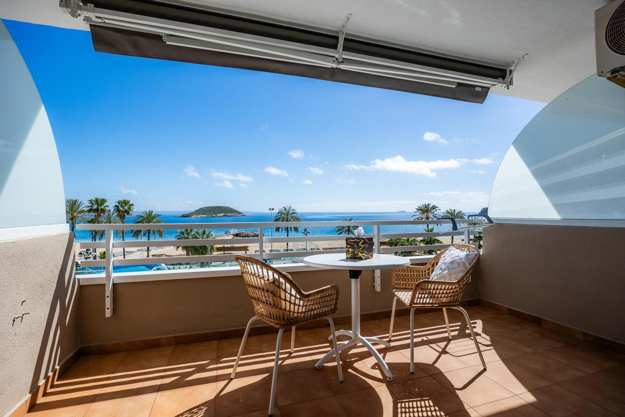 First Line Cosy Magaluf (Mallorca)